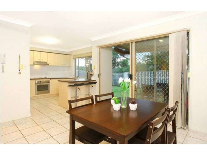 44/74 Universal Street, Pacific Pines QLD 4211