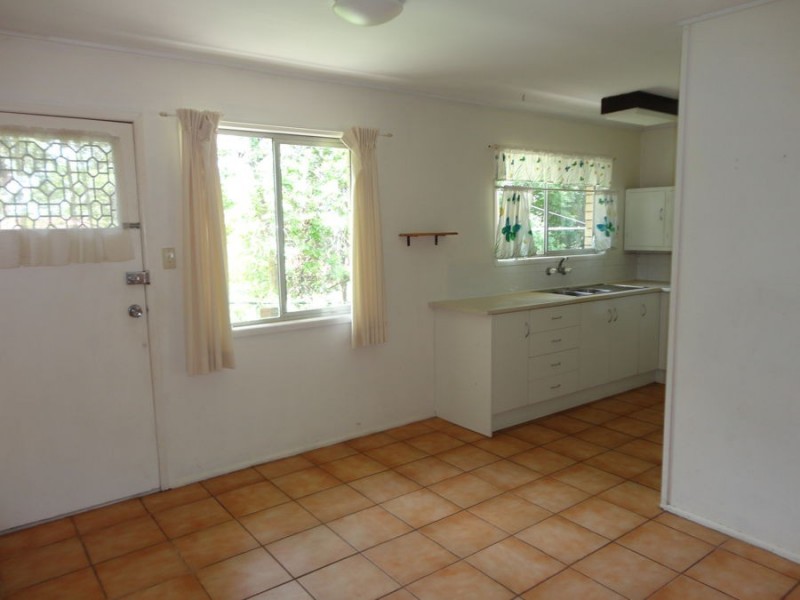 7 Mansfield Street, Kingston QLD 4114