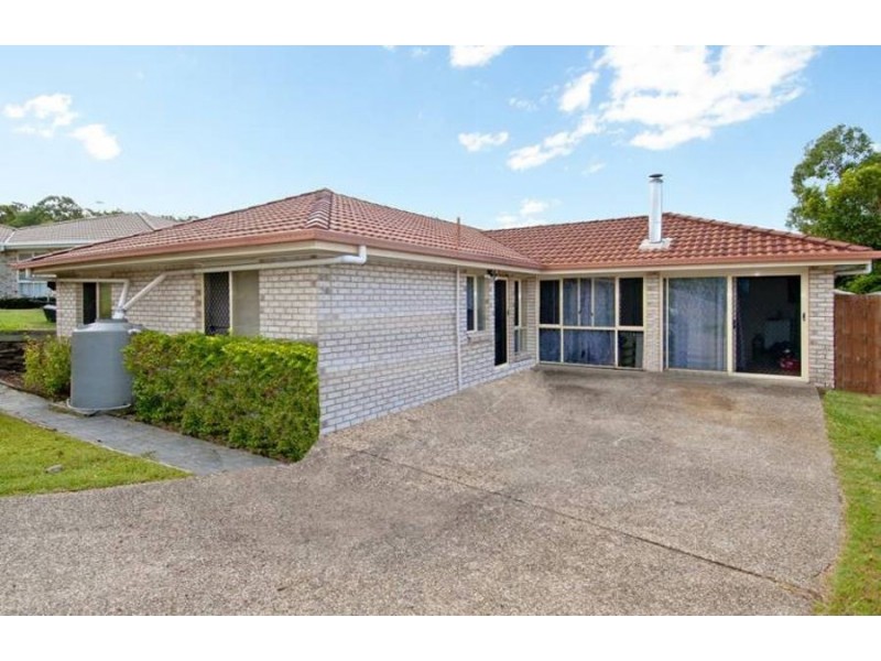 17 Kings Row, Edens Landing QLD 4207