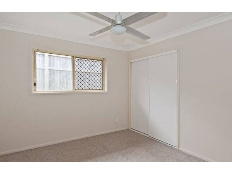 17 Kings Row, Edens Landing QLD 4207