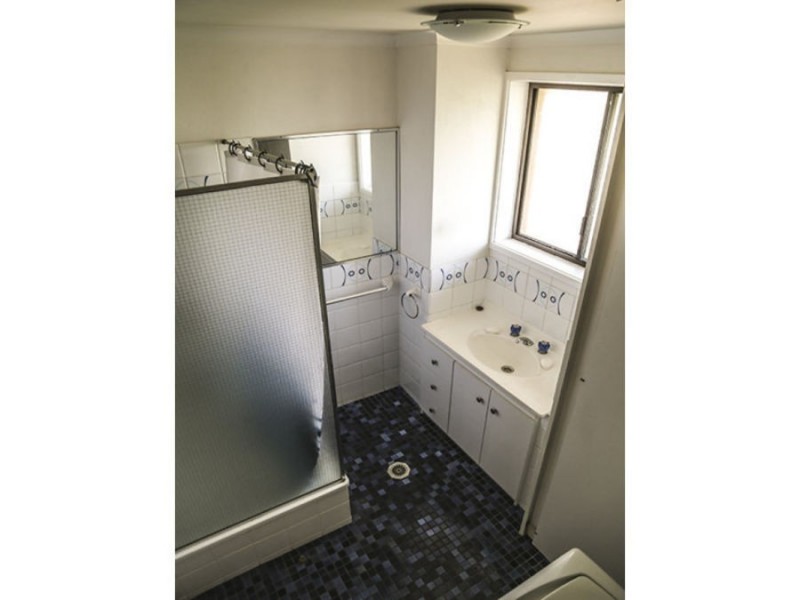 11/13 North Street, Southport QLD 4215