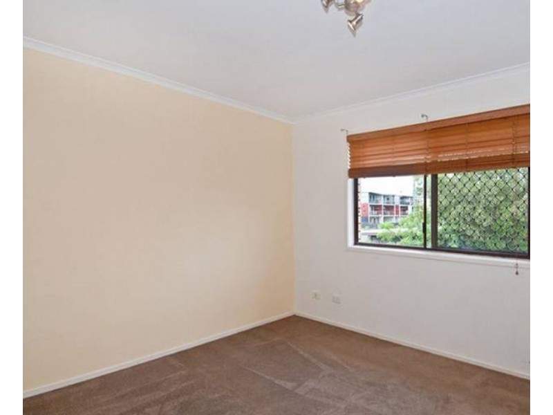 4/6 Coral street, Beenleigh QLD 4207