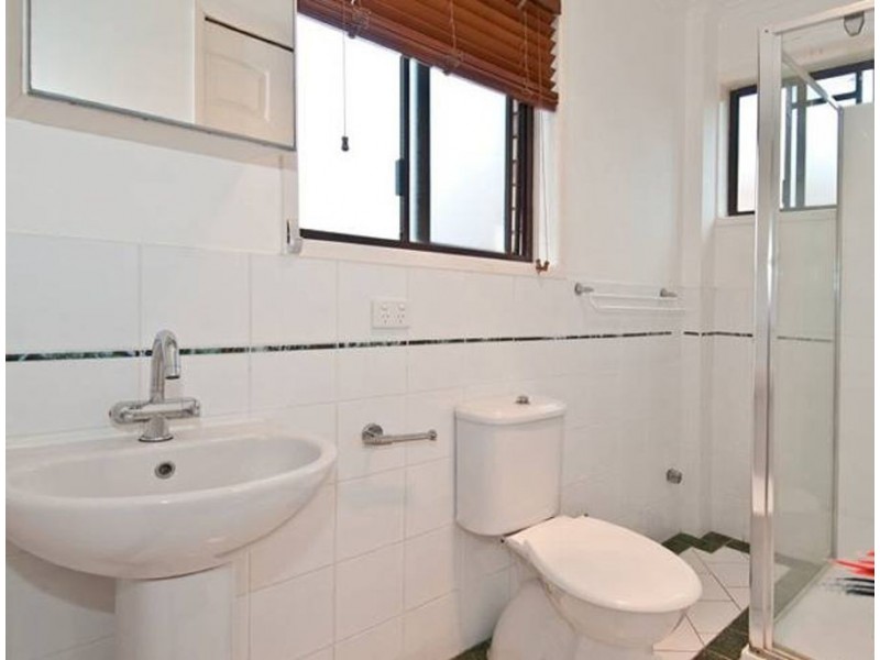 4/6 Coral street, Beenleigh QLD 4207