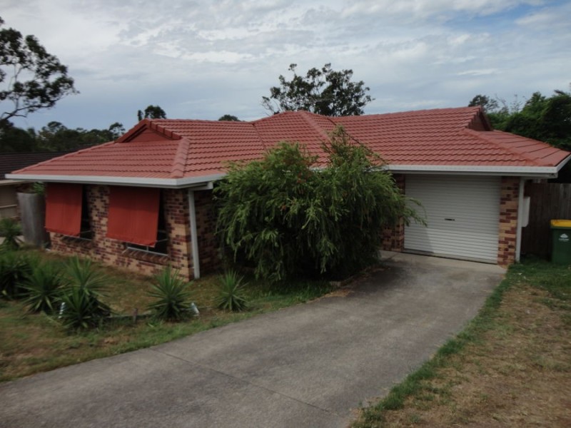 13 Houdini Terrace, Edens Landing QLD 4207