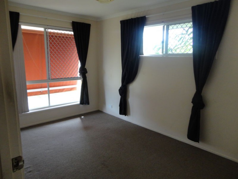 13 Houdini Terrace, Edens Landing QLD 4207