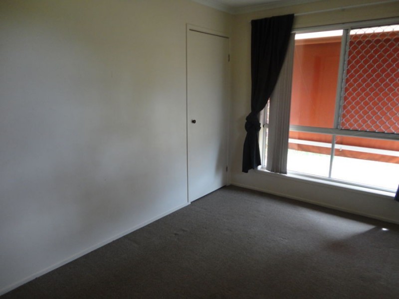 13 Houdini Terrace, Edens Landing QLD 4207