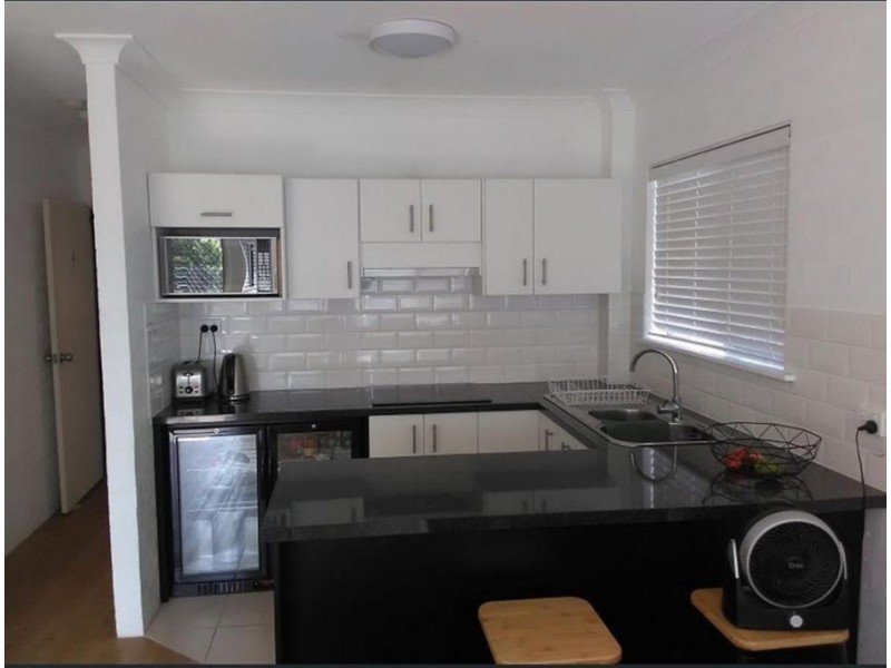4/17 Meyer St, Southport QLD 4215