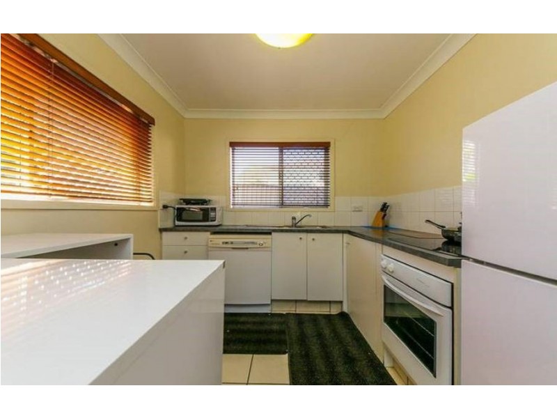 4/46 Railway Street, Southport QLD 4215