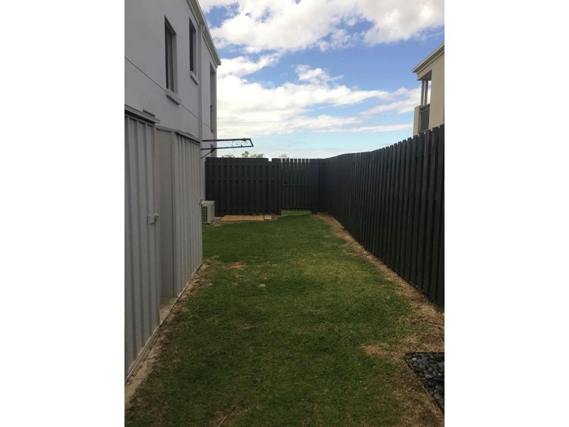 15 1 Hervey Street, Pacific Pines QLD 4211
