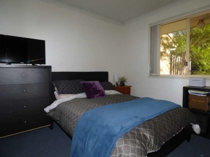 25 Fig Tree Court, Oxenford QLD 4210