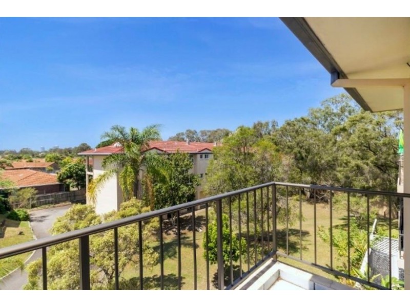 42/13 Brown Street, Labrador QLD 4215