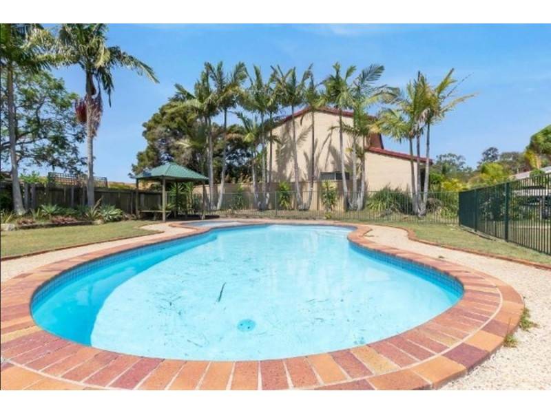 42/13 Brown Street, Labrador QLD 4215