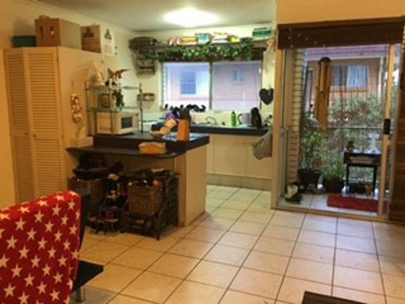 8/26 Labrador Street, Labrador QLD 4215