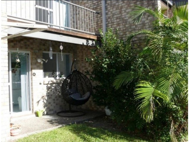 2/42 Murev Way, Carrara QLD 4211