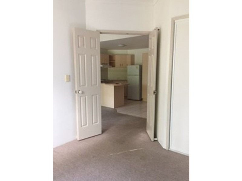 8/143 Frank Street, Labrador QLD 4215