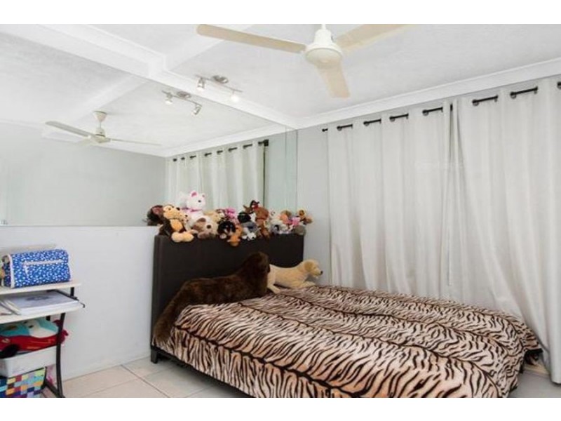 18/47 Pohlman Street, Southport QLD 4215