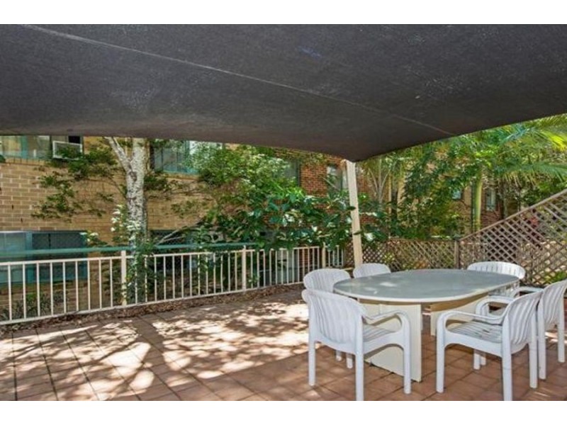 18/47 Pohlman Street, Southport QLD 4215