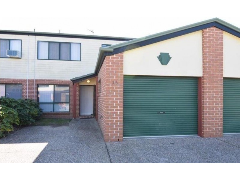 33/1 Koala Town Road,, Upper Coomera QLD 4209