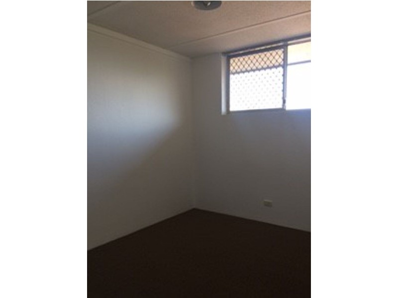8A/18 Thomas Drive, Chevron Island QLD 4217