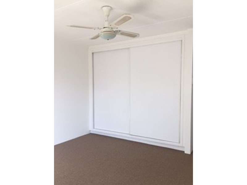 8A/18 Thomas Drive, Chevron Island QLD 4217