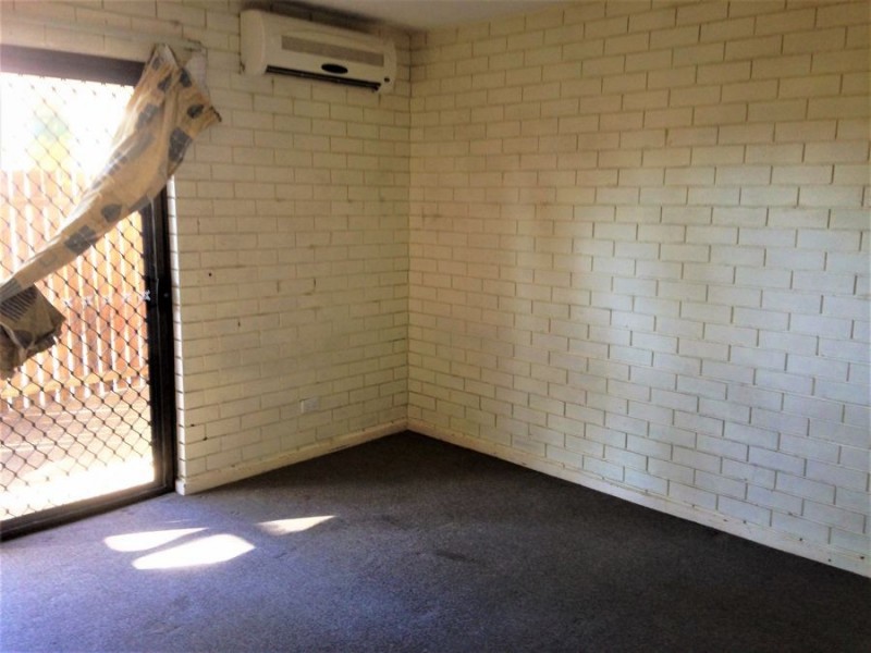 1/8 Prince Street, Woodridge QLD 4114