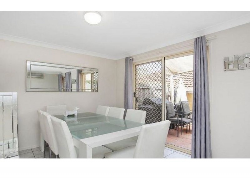 4/4 Bushmead Street, Nerang QLD 4211