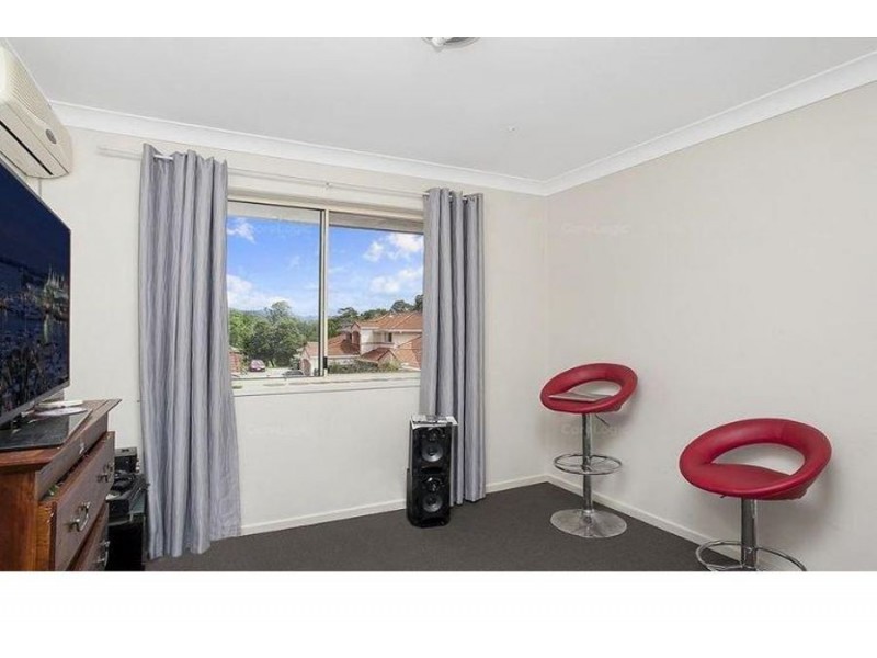 4/4 Bushmead Street, Nerang QLD 4211