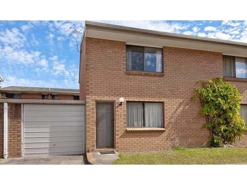 2/2 Cognac Court, Kingston QLD 4114