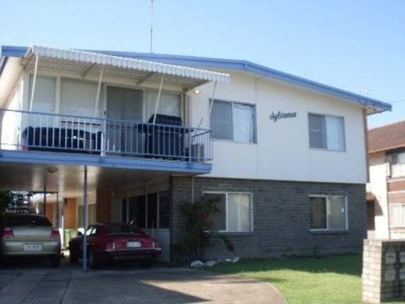 8/5 Watson Avenue, Surfers Paradise QLD 4217