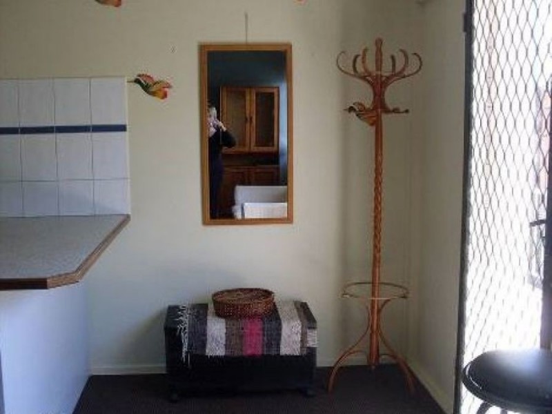 8/5 Watson Avenue, Surfers Paradise QLD 4217