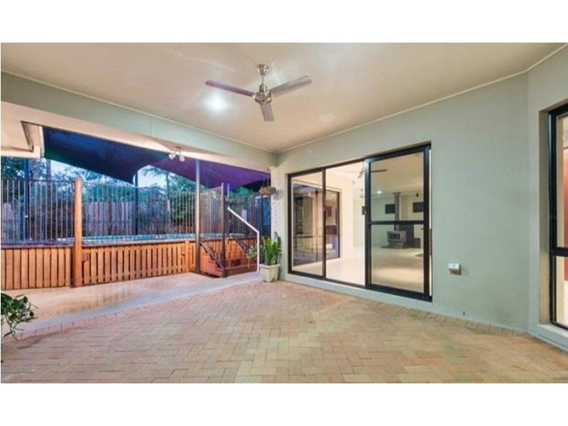 37 Carmarthen Circuit, Pacific Pines QLD 4211