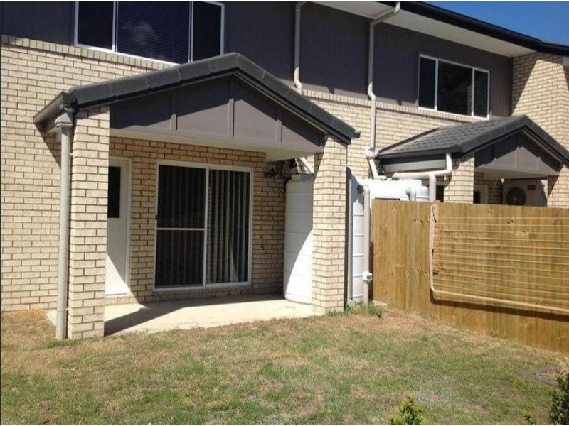 2/3 Christine Drive, Coomera QLD 4209