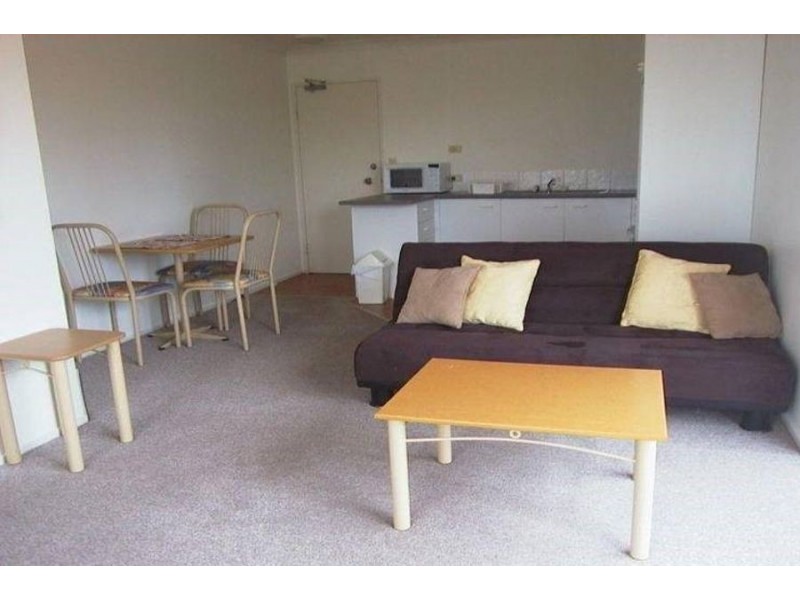 3/3-5 Barranbali Street, Chevron Island QLD 4217