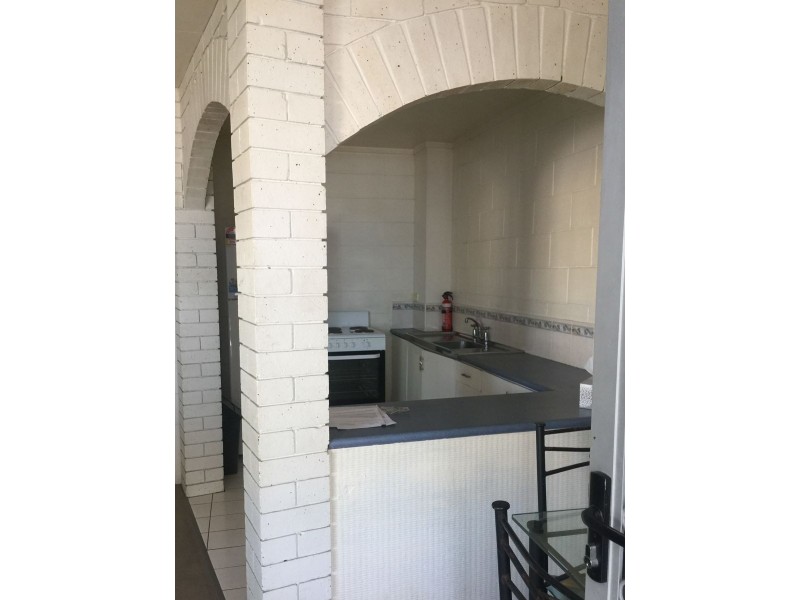 7/10 Leonard Avenue, Surfers Paradise QLD 4217