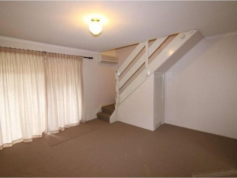 12/11 Martin Street, Nerang QLD 4211