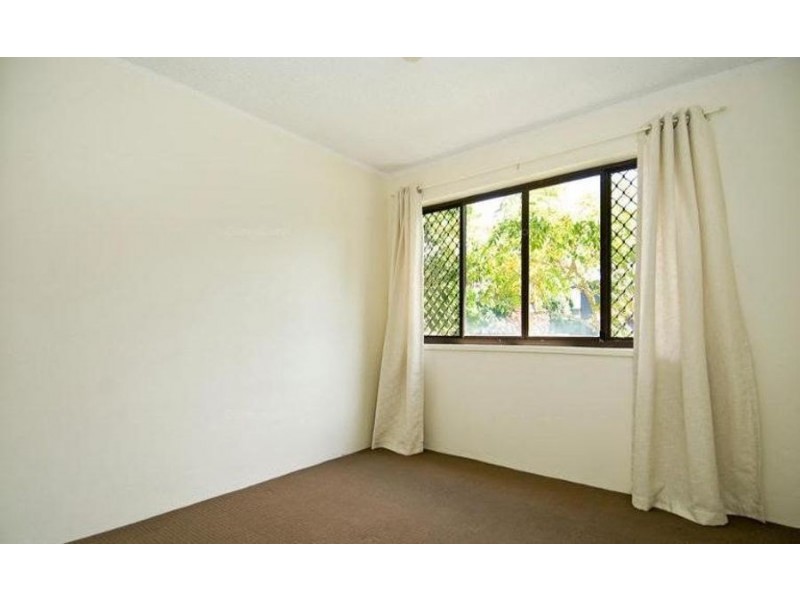 4/16 Andrews Street, Southport QLD 4215