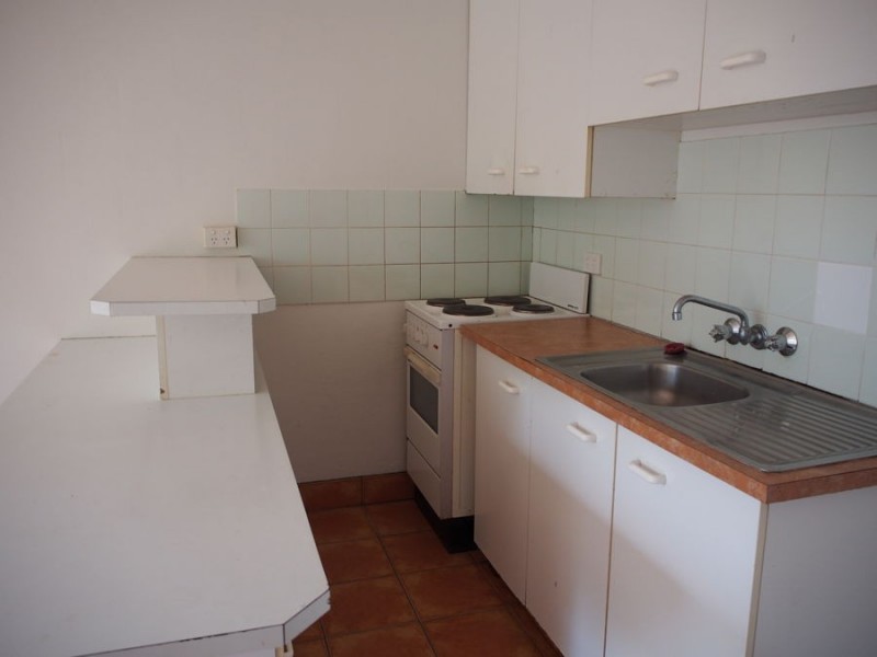 6/194 High Street, Southport QLD 4215