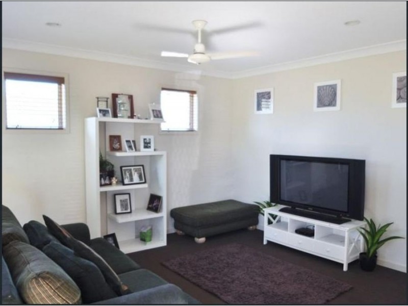 20 Pepper Tree Drive, Holmview QLD 4207