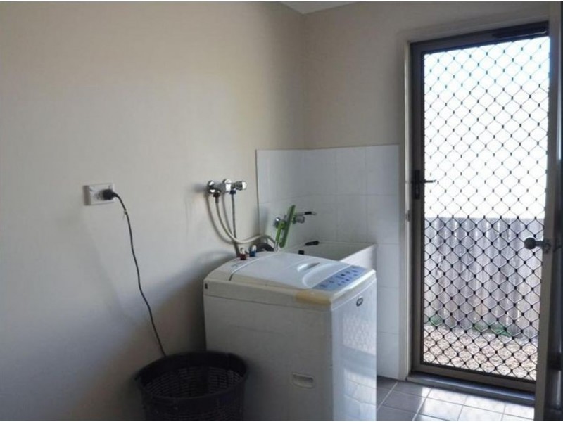 20 Pepper Tree Drive, Holmview QLD 4207