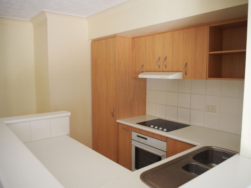 105/150 Stanhill Drive, Chevron Island QLD 4217