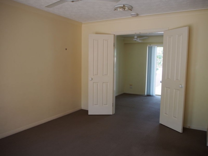 105/150 Stanhill Drive, Chevron Island QLD 4217