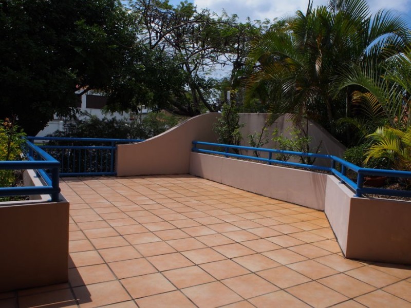 105/150 Stanhill Drive, Chevron Island QLD 4217