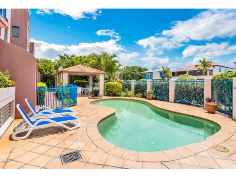 105/150 Stanhill Drive, Chevron Island QLD 4217