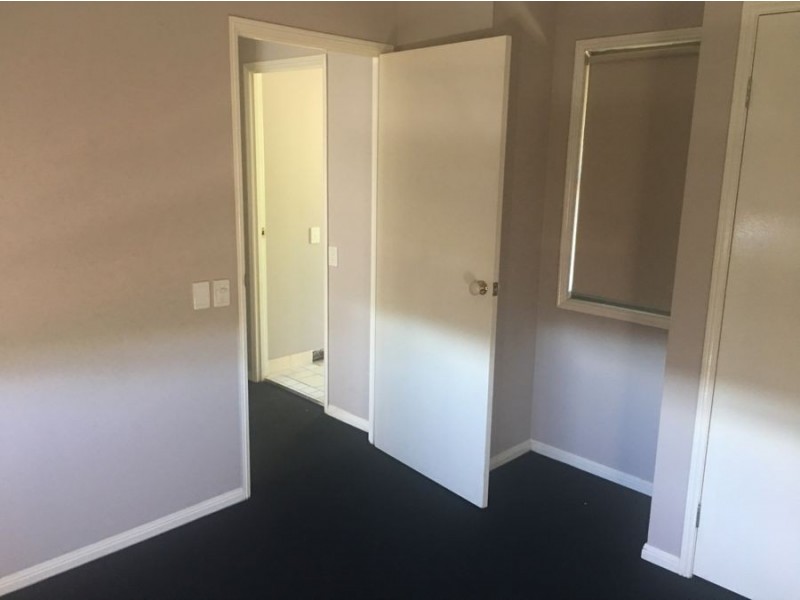 16/18 Batchworth Rd, Molendinar QLD 4214