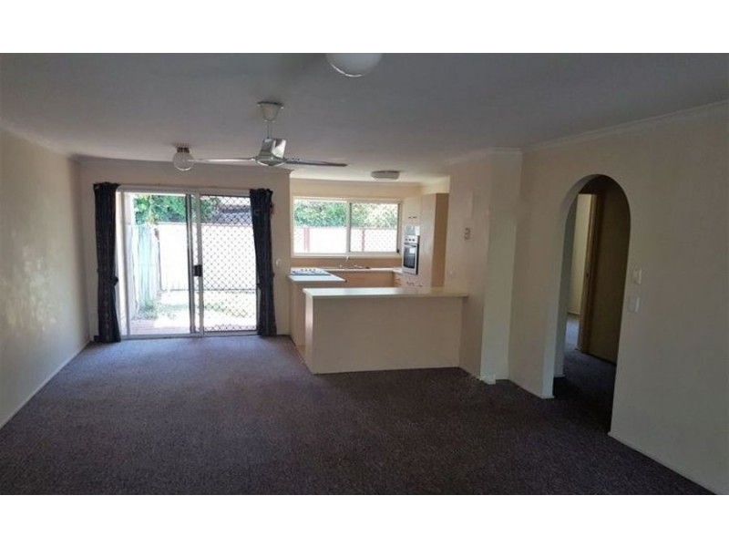 7/128 Benowa Road, Southport QLD 4215