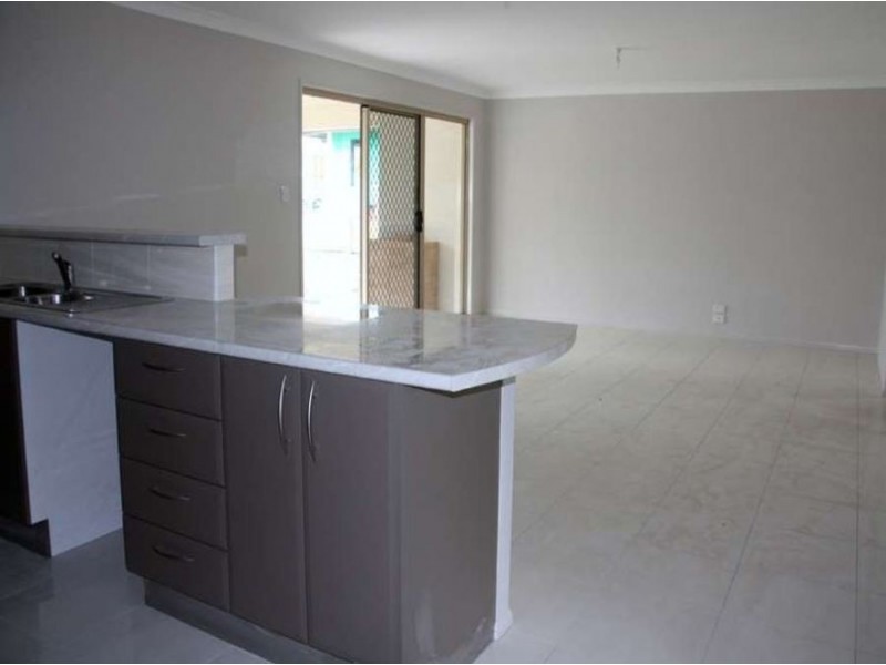 90 Armisfield Street, Doolandella QLD 4077