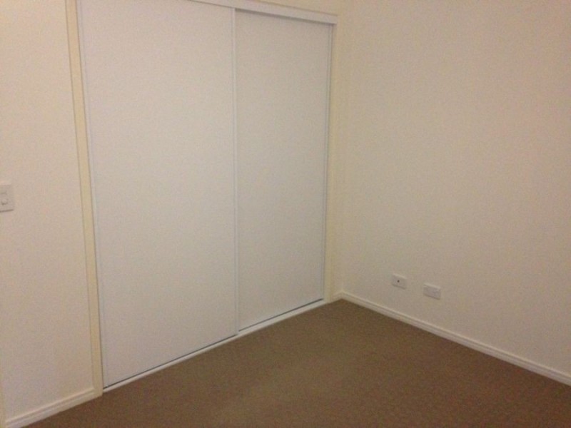 2/69 Sarah Drive, Yamanto QLD 4305