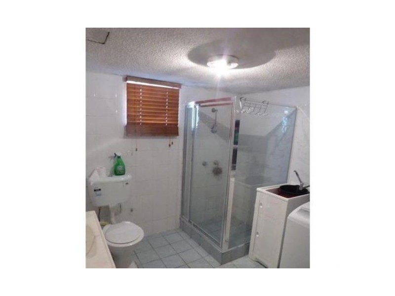 2/16 Leonard Avenue, Surfers Paradise QLD 4217