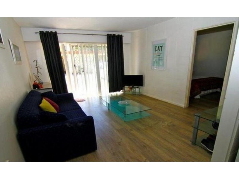 2/16 Leonard Avenue, Surfers Paradise QLD 4217