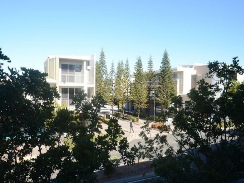 17/226 Varsity Parade, Varsity Lakes QLD 4227